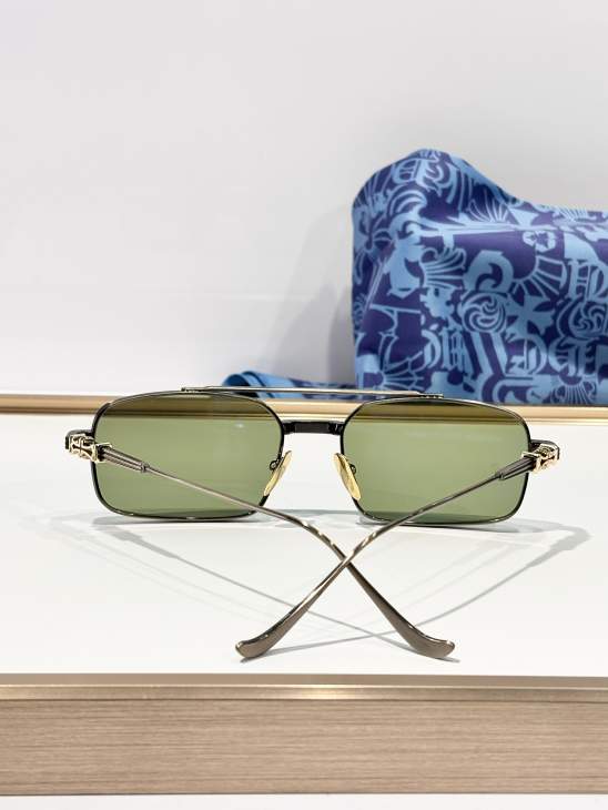 Picture of Chrome Hearts Sunglasses _SKUfw76988988fw
